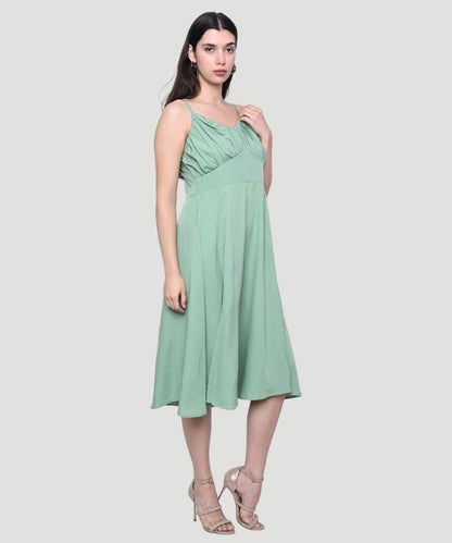 Women's Green Solid Regular Fit A-line Midi Dress